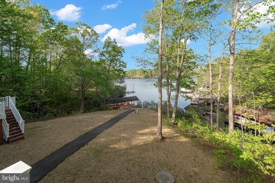 Welcome to your private waterfront escape on the public side of - photo 47