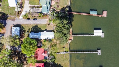 Welcome to your dream lakefront retreat-a stunning brick ranch - photo 6