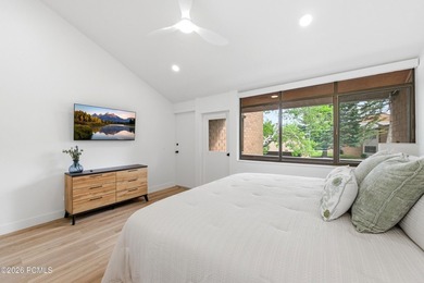 This stunning 4-bedroom, 2.5-bath end-unit residence in the Park - photo 7