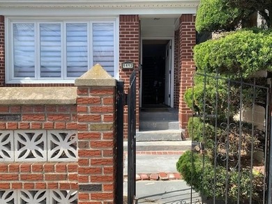 *ATTENTION ALL HOME BUYERS* WE HAVE A WORLD CUP WINNER IN HOMES - photo 4