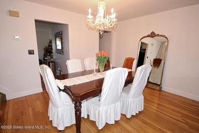 WELCOME TO STONEGATE AT GRASMERE-One of Staten Island's premier - photo 5