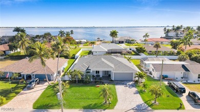 Caloosahatchee River Home For Sale in Cape Coral Florida
