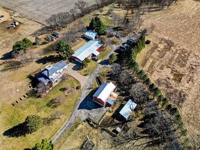 Additional listing photo 1