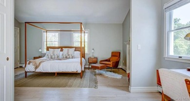 Discover an exceptional offering in the Hamptons-this - photo 13