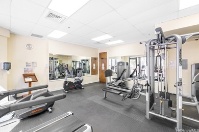 Legally permitted short-term rental condo featuring a brand new - photo 17
