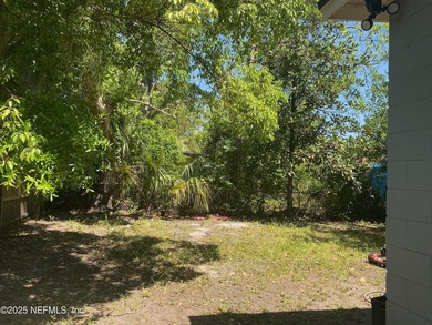 Back on market at no fault to seller. Short sale; bank approval - photo 5