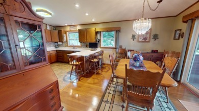 Waterfront Haven 4 bed 4 bath with serene waterfront views - photo 10