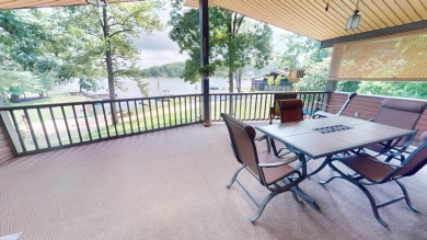 Waterfront Haven 4 bed 4 bath with serene waterfront views - photo 20