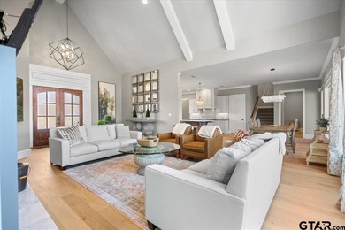 Luxurious Waterfront Home in Gated Brown's Landing Community - photo 10