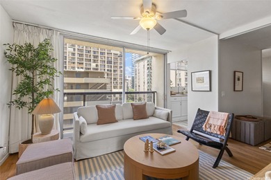 Live in the heart of Waikiki with golf course views and all the - photo 4
