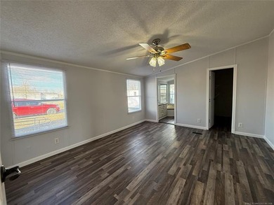 Hilldale Area-Home within walking distance from High School!