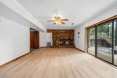 No crowded lot lines with this beautifully maintained 3-bedroom - photo 6
