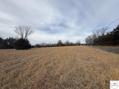Lake of the Ozarks Acreage For Sale in Warsaw Missouri