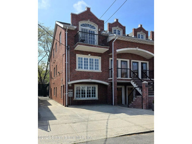 Beautifully maintained 3-bedroom, 2-bath condo offering the - photo 2