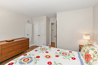 WONDERFUL RETREAT! This beautiful 2-BEDROOM, 2-BATH ANDOVER - photo 18