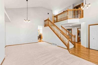 LOCATION, LOCATION, LOCATION!! Charming one-owner home on Lake - photo 9