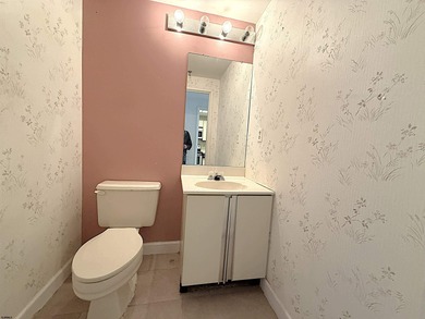 Spacious 1 bedroom, 1.5 bath condo with some ocean and bay views - photo 10