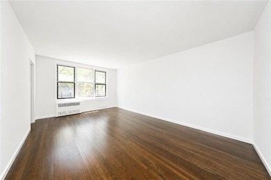 Why rent when you can own? Welcome to this beautifully renovated - photo 8