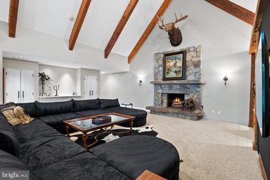 Welcome to the best of Aspen in Great Falls! Enter through the - photo 40