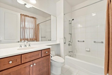 Prestigious Moana Estates Single-Level Gem. This beautifully - photo 42