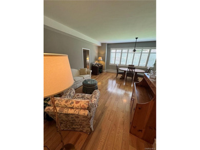 Welcome to this beautiful spacious 2 bedroom at Fordham hill - photo 3