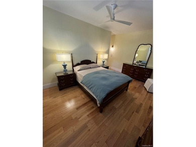 Welcome to this beautiful spacious 2 bedroom at Fordham hill - photo 9