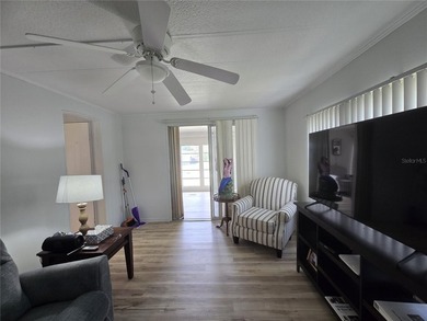Move-in-ready 2-bedroom, 2-bath home in Zellwood Station, with - photo 10