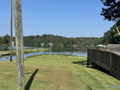 Highland Lake Lot For Sale in Oneonta Alabama