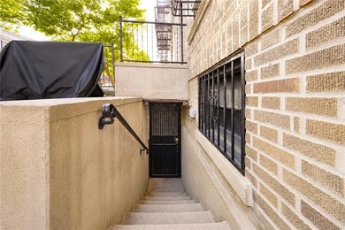 Rare-find oversized 6-family building with a 25'*72' building - photo 3