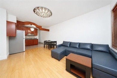 Rare-find oversized 6-family building with a 25'*72' building - photo 4