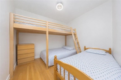 Rare-find oversized 6-family building with a 25'*72' building - photo 8