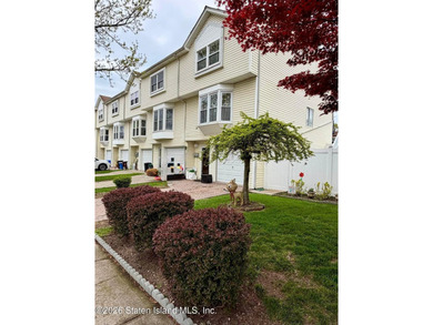 Located in a desired Midland Beach, just minutes away from VZ - photo 2