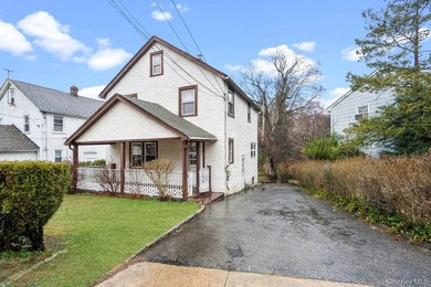 Welcome to 43 Van Nostrand Avenue, an updated 3-bedroom - photo 3