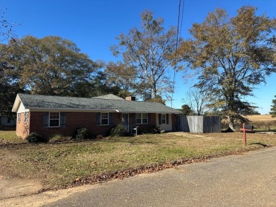 Lake Home Sale Pending in Hartford, Alabama