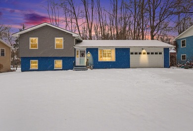 (private lake, pond, creek) Home Sale Pending in Battle Creek Michigan