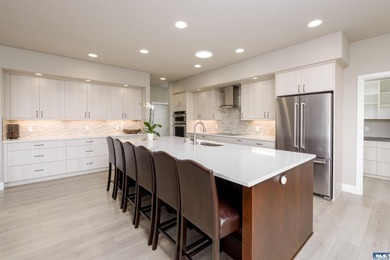 Absolutely stunning single level home in one of Sequim's best - photo 18