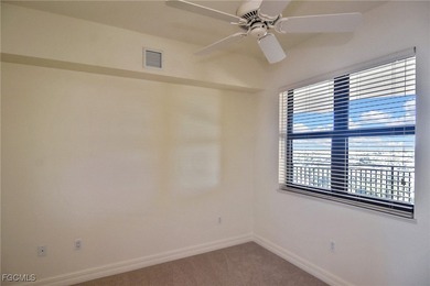 All Ready to Move? Then this immaculate 3 bedroom, 2 bathroom - photo 22