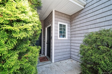 Welcome to Oak Street Commons - a highly sought-after community - photo 3