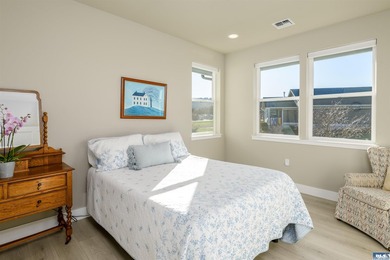 Absolutely stunning single level home in one of Sequim's best - photo 37