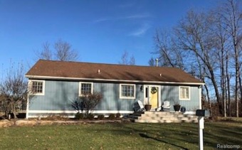 Lakeville Lake Home Sale Pending in Leonard Michigan