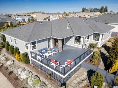 Absolutely stunning single level home in one of Sequim's best - photo 44