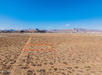 Lake Powell Lot For Sale in Big Water Utah