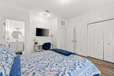 Welcome to your GORGEOUS coastal beach retreat! This elegant - photo 8