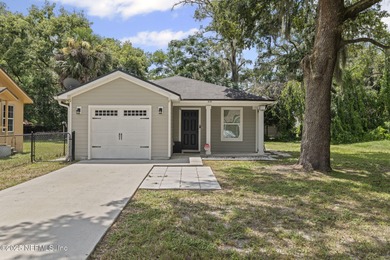 St. Johns River Home For Sale in Jacksonville Florida