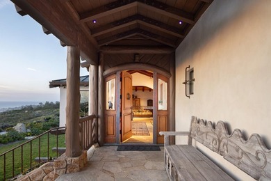 Set between the dramatic Carmel coastline and the Santa Lucia - photo 5