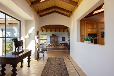 Set between the dramatic Carmel coastline and the Santa Lucia - photo 6