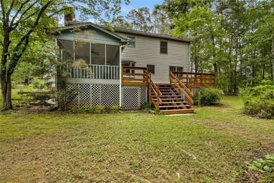 Welcome to 14001 Rhine Court, a beautifully maintained - photo 6