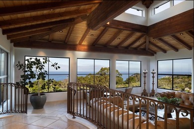 Set between the dramatic Carmel coastline and the Santa Lucia - photo 7