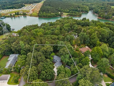 Welcome to 14001 Rhine Court, a beautifully maintained - photo 7