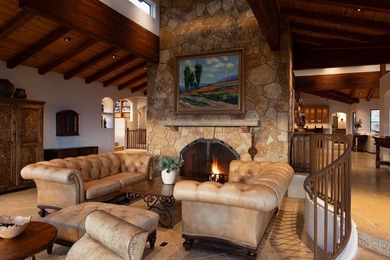 Set between the dramatic Carmel coastline and the Santa Lucia - photo 10